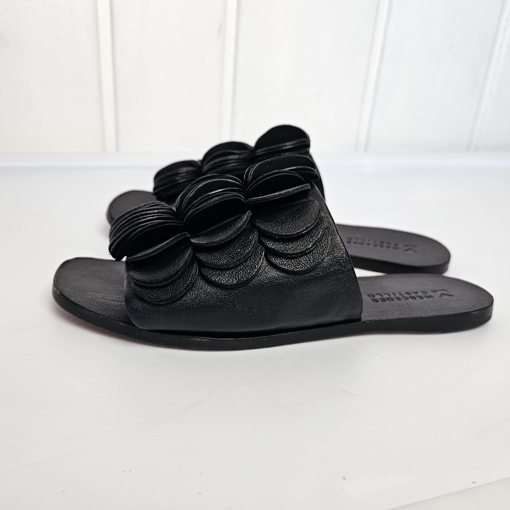 Mercedes Castillo Delphia  Black Lambskin Leather Petal Overlay Slide Ons Sz 8.5 - Picture 2 of 11